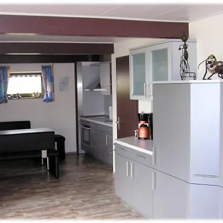 Haus Seeblick 度假居 *